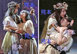 石田亜佑美+小田さくら『ファラオの墓～蛇王・スネフェル～(2018)』生写真8枚