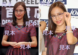 小田さくら『日本ベストメガネドレッサー賞(2018)』生写真11枚